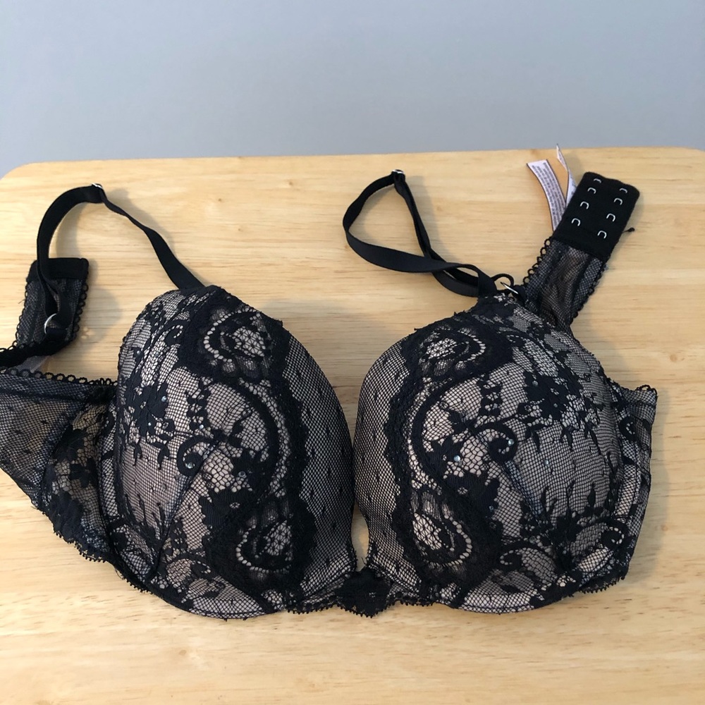 Victoria’s Secret Dream Angels push-up Bra